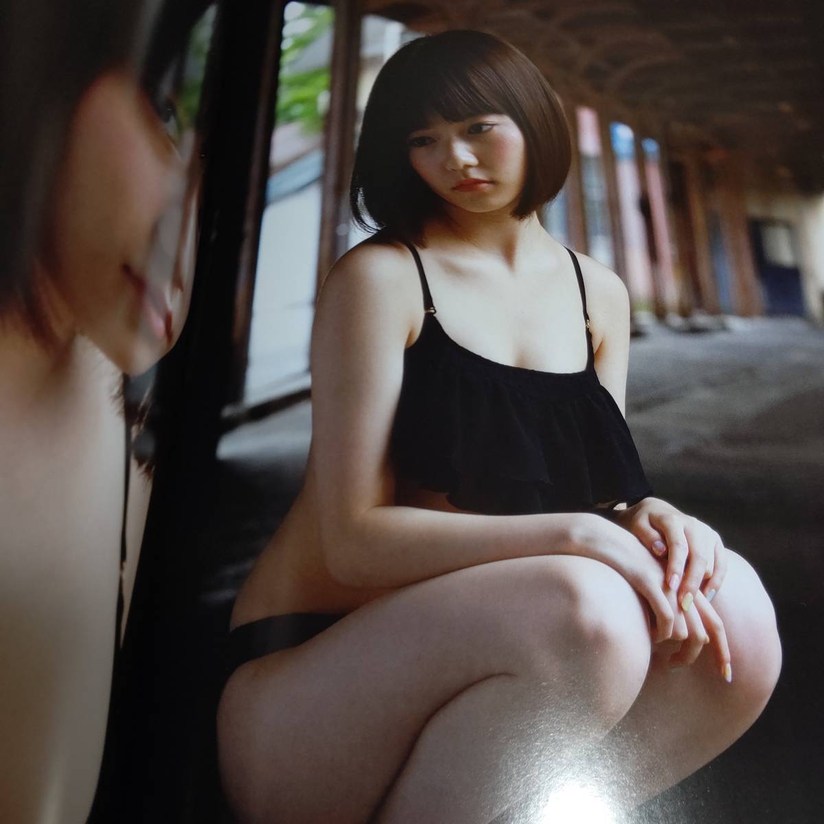 【A2リバーシブルポスター付き】初版 帯付き 島崎遙香ファースト寫真集 ぱるる、困る。AKB48 アイドル 水著 ビキニ