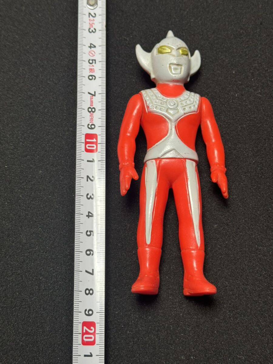 無版権 ウルトラマンタロウ パチ ソフビ 当時物 Yahoo!オークション - 当時物 ウルトラマンタロウ ソフビ 無版権
