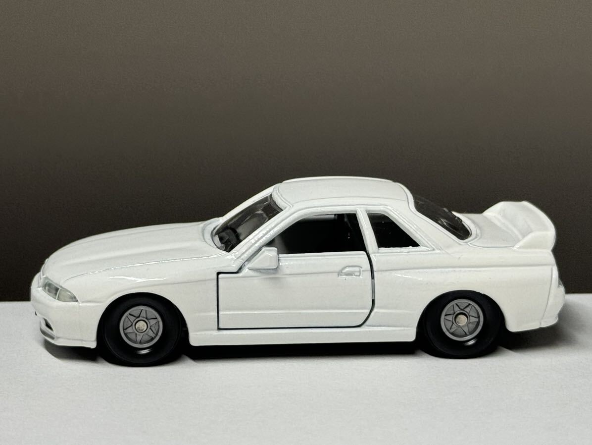 アイアイアドカンパニー 特注 トミカ 20 日産 スカイライン GT-R アイアイアドカンパニー 特注 トミカ 20 日産 スカイライン GT-R