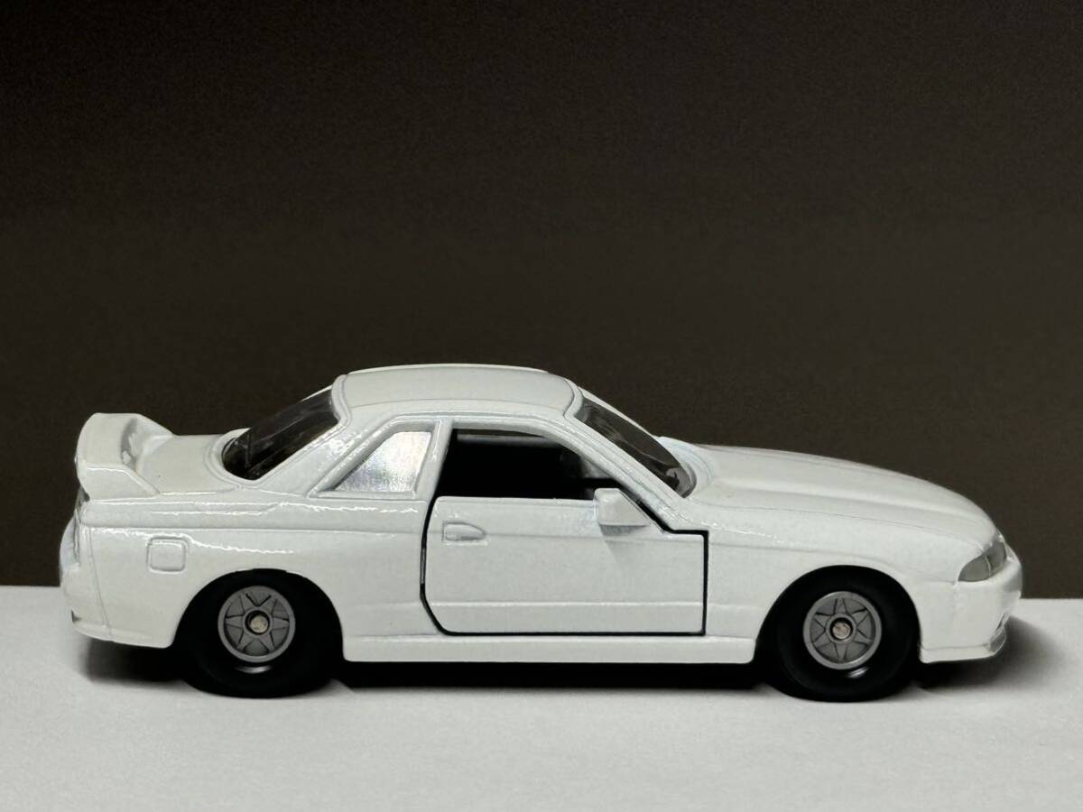 アイアイアドカンパニー 特注 トミカ 20 日産 スカイライン GT-R アイアイアドカンパニー 特注 トミカ 20 日産 スカイライン GT-R