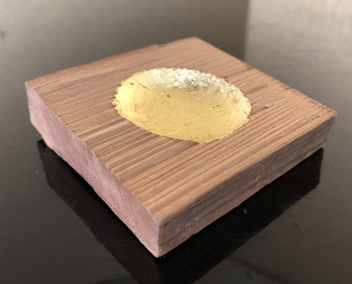 R》法隆寺 天平古材 香合 金 二月庵香仙作 共箱 240902J2 売買 R》法隆寺 天平古材 香合 金 二月庵香仙作 共箱 240902J2 売買