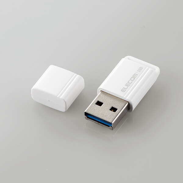 外付けポータブルSSD 250GB 小型USBメモリタイプ USB3.2(Gen1)対応 読み込み最大400MB/s PlayStation 5対応: ESD-EXS0250GWH