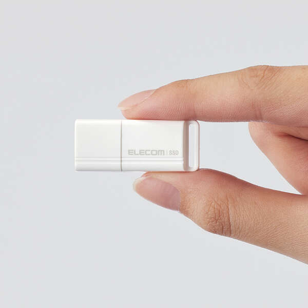 外付けポータブルSSD 250GB 小型USBメモリタイプ USB3.2(Gen1)対応 読み込み最大400MB/s PlayStation 5対応: ESD-EXS0250GWH