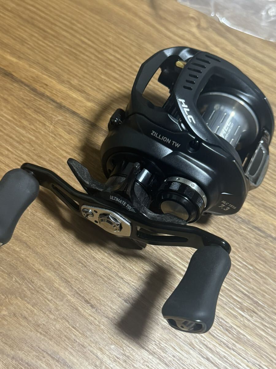 Yahoo!オークション - 美品 ダイワ DAIWA ジリオン ZILLION TW Yahoo!オークション - 美品 ダイワ DAIWA ジリオン ZILLION TW