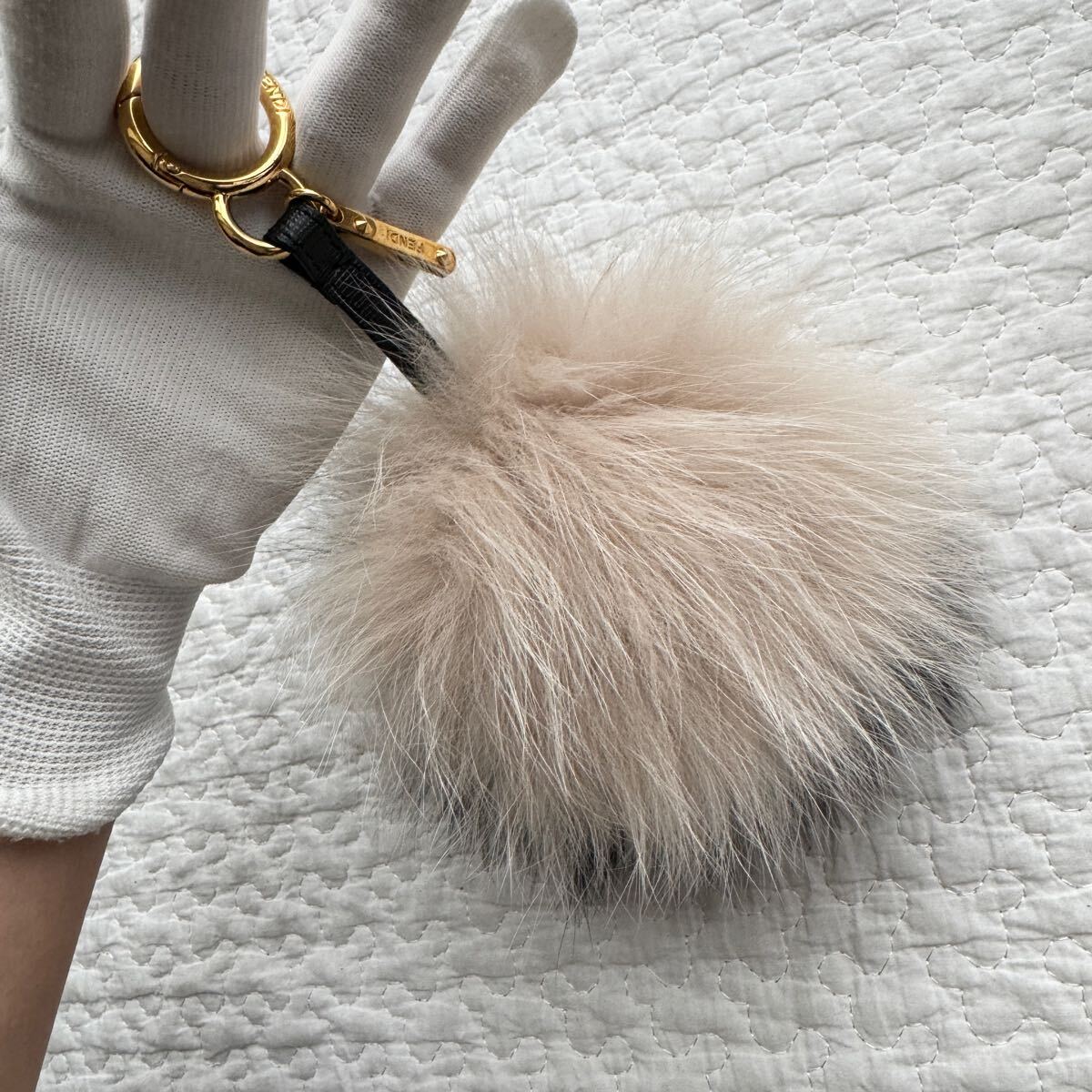 fendi ファーチャーム ストラップ キーホルダー フェンディ 正規 fendi ファーチャーム ストラップ キーホルダー フェンディ 正規