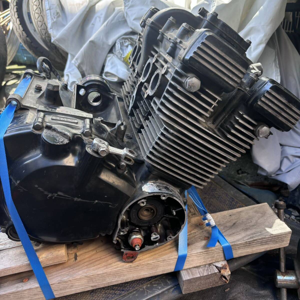 Yahoo!オークション - GSX400F エンジン クランキング確認済み Yahoo!オークション - GSX400F エンジン クランキング確認済み