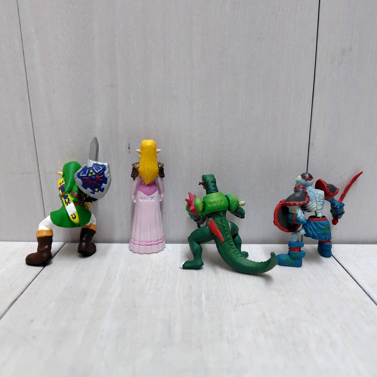 YUJIN ゼルダの伝説 時のオカリナ 全4種 ユージン リアル YUJIN ゼルダの伝説 時のオカリナ 全4種 ユージン リアル