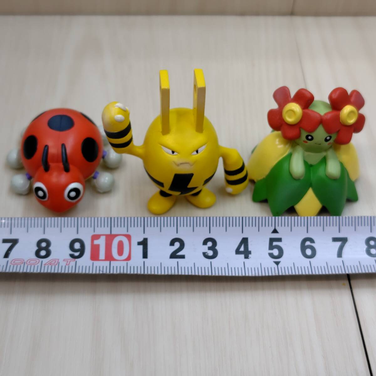 あなたにおすすめの商品 ポケモン モンコレ レディバ モンジャラ マリル ホーホー ポケットモンスター