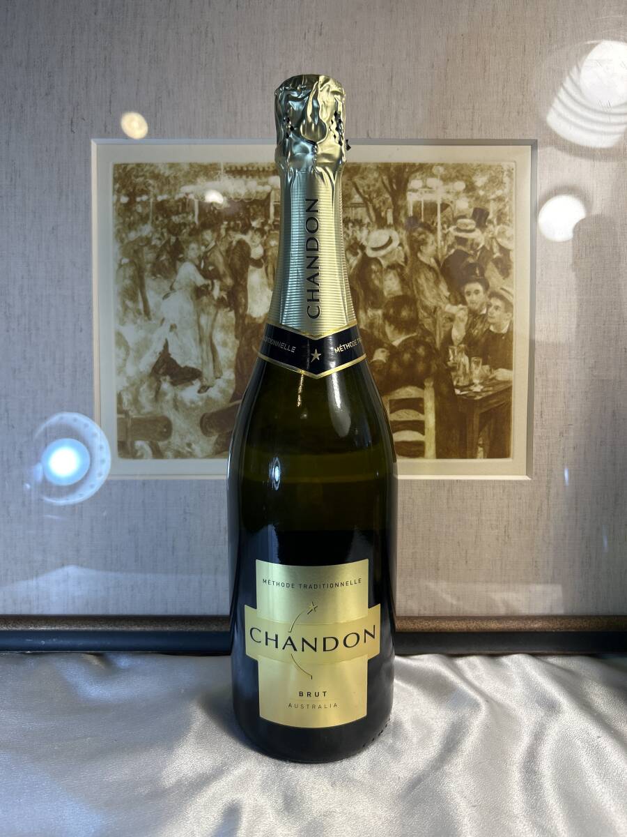 御祝い　優(yōu)勝　舊ラベル　正規(guī)品　HDM　伝統(tǒng)的制法で造られたオーストラリアを代表するスパークリングワイン シャンドン ブリュット 750ml