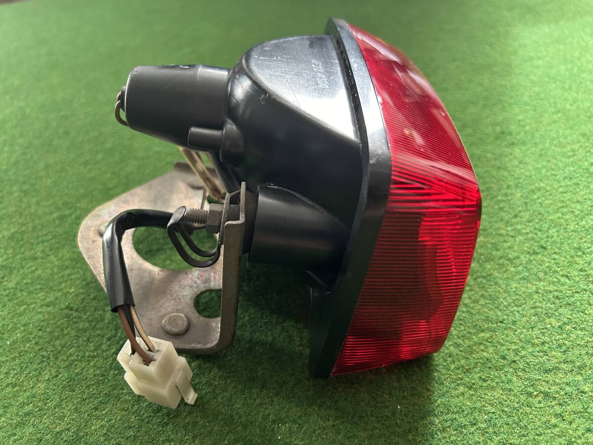 スズキ 純正 テールランプ/テールライト SUZUKI 35715-40 スズキ 純正 テールランプ/テールライト SUZUKI 35715-40