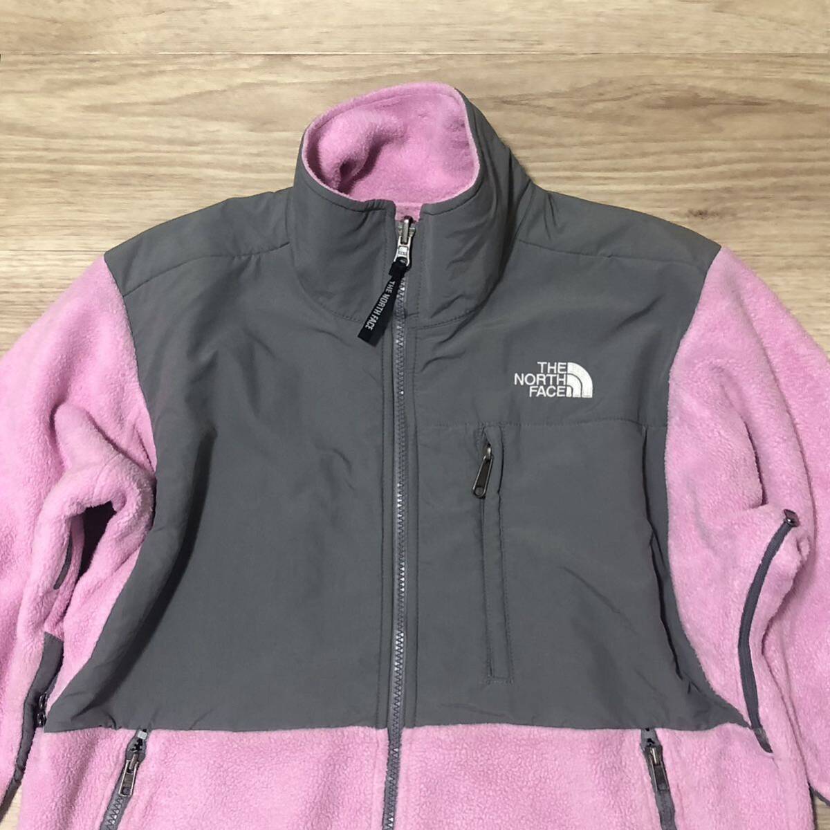 THE NORTH FACEナイロン切り返しジップアップフリース ピンク THE NORTH FACEナイロン切り返しジップアップフリース ピンク
