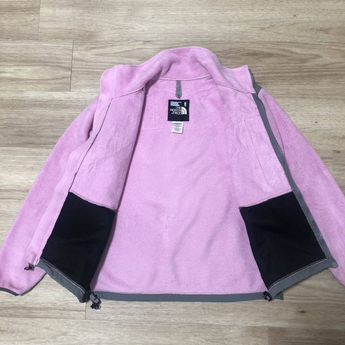 THE NORTH FACEナイロン切り返しジップアップフリース ピンク THE NORTH FACEナイロン切り返しジップアップフリース ピンク