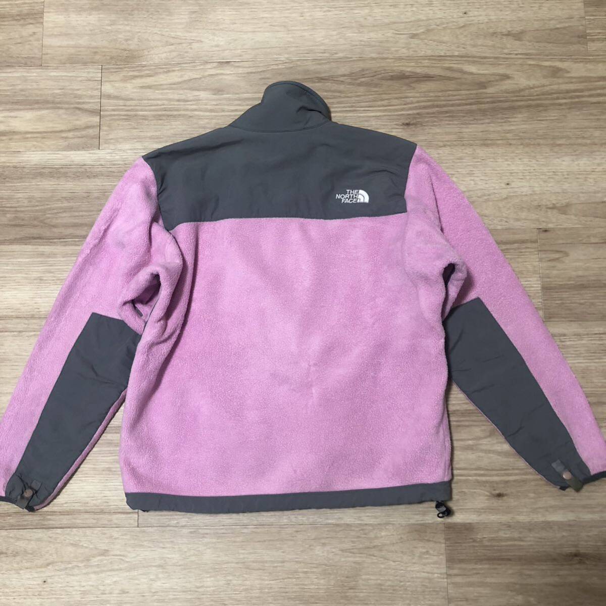 THE NORTH FACEナイロン切り返しジップアップフリース ピンク THE NORTH FACEナイロン切り返しジップアップフリース ピンク