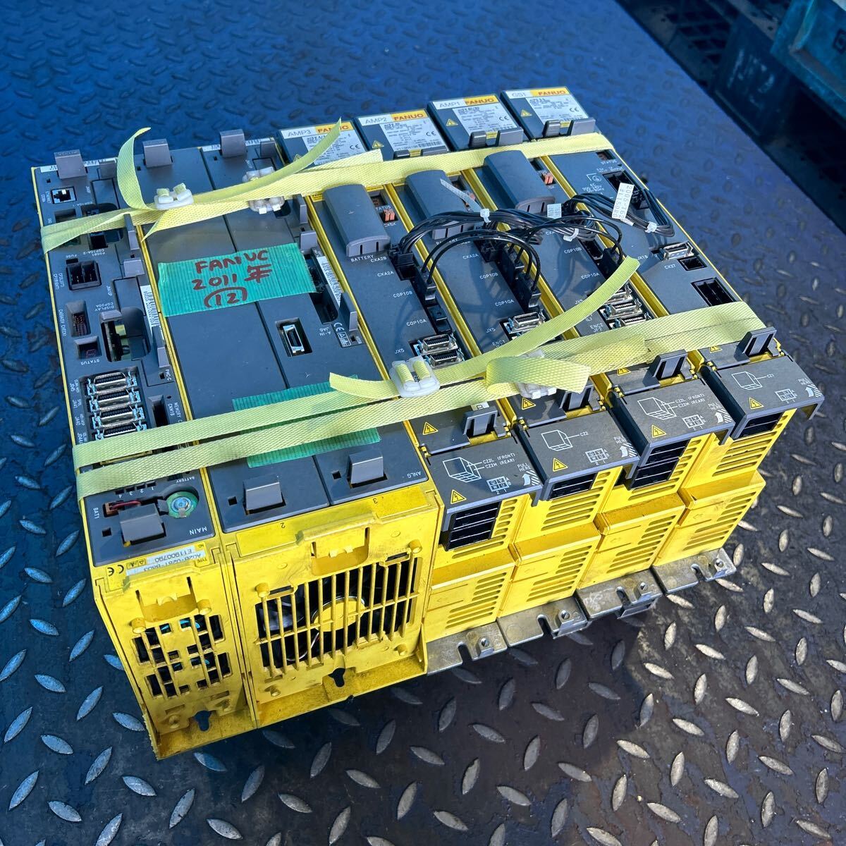 T8593 FANUC ファナック 電子部品 A02B-0281-B803 A06B-6117-H201 A06B-6117-H103 A06B-6117-H209 A06B-6140-H006 2011年 【ジャンク品】