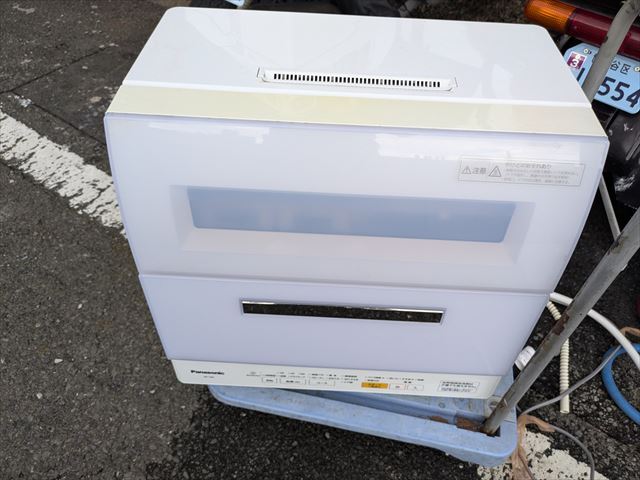 パナソニック 食器洗い乾燥機 NP-TR8-W (ホワイト) 現状品 10098790-45557