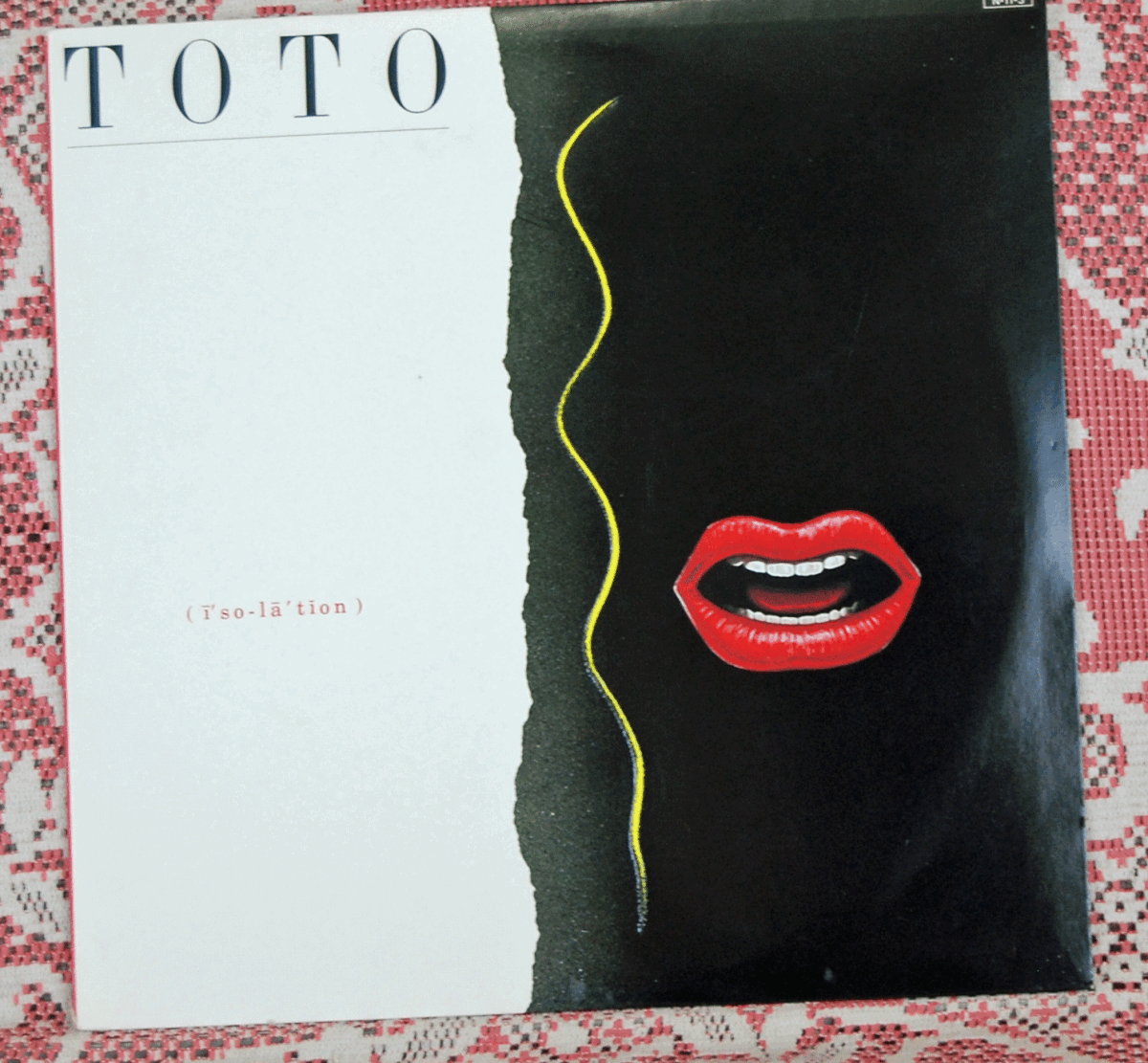 LP*TOTO /ISOLATION/CBS SONY 28AP 2929toto