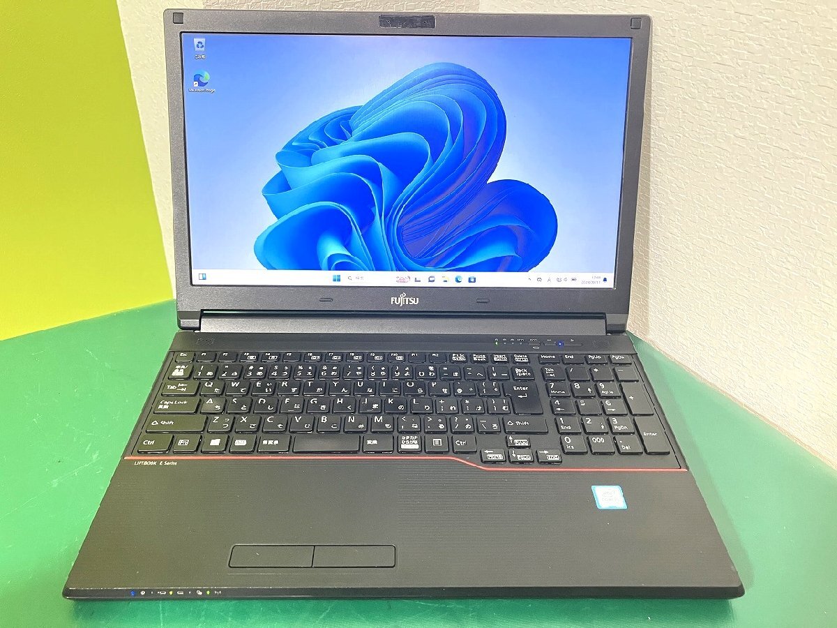 【埼玉発送】【動作確認済】FUJITSU / LIFEBOOK E557/R / Intel(R)Core(TM)i5-7300U CPU@2.60GHz 2.70GHz / 4GB / HDD500GB / Windows11Pro
