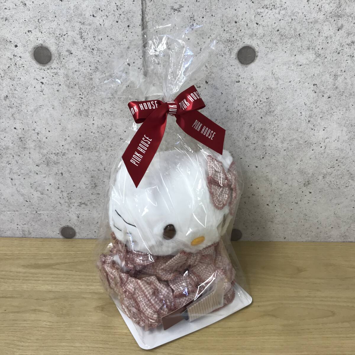 非売品☆ハローキティ☆ぬいぐるみ☆チャイナ服☆コスプレ中 非売品☆ハローキティ☆ぬいぐるみ☆チャイナ服☆コスプレ中