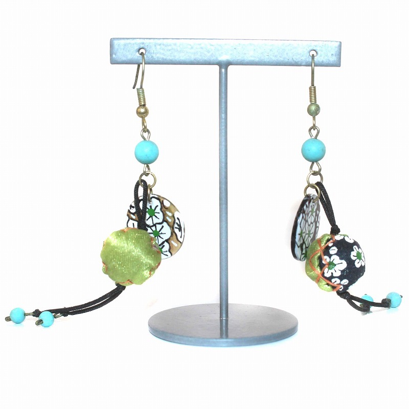 Les Nereides(レネレイド)★ピアス! Yahoo!オークション - レネレイド Les Nereides ピアス 両耳用