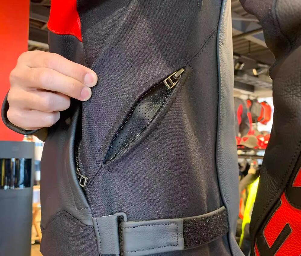 新品 DAINESE ダイネーゼ SPORTIVA LEATHER ジャケット