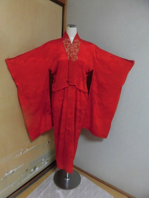 ★はぎれ　長襦袢　女の子　赤　単衣　花模様　身丈１１８㎝★