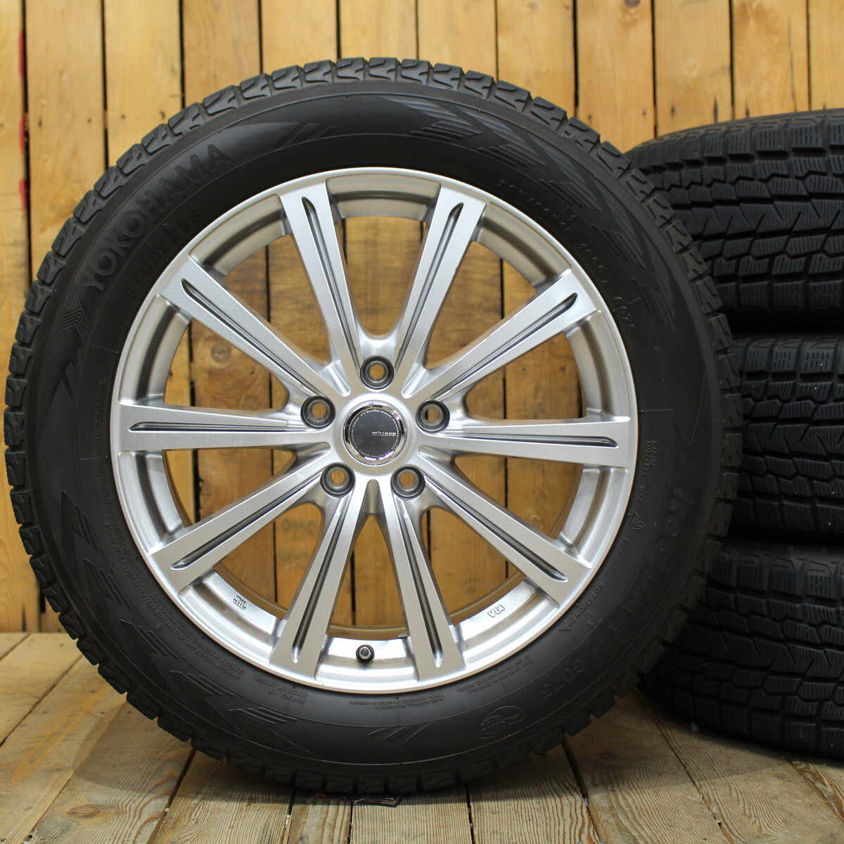 T33 エクストレイル レガシィアウトバック CX-8 CX-5 他 18インチ ヨコハマ G075 225/60R18 スタッドレス タイヤ ホイール 4本SET