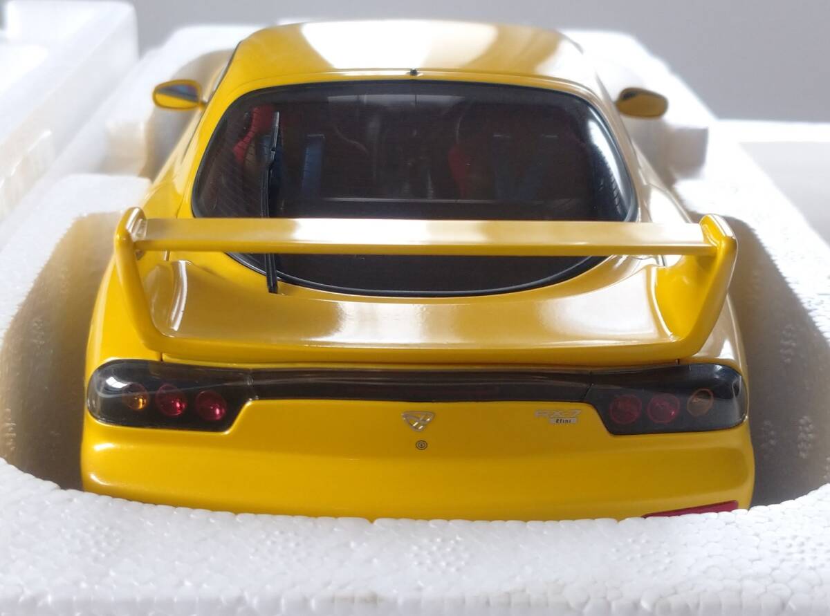 1/18 AUTOart オートアート マツダ アンフィニ RX-7 (FD3S) 「新 1/18 AUTOart オートアート マツダ アンフィニ RX-7 (FD3S) 「新