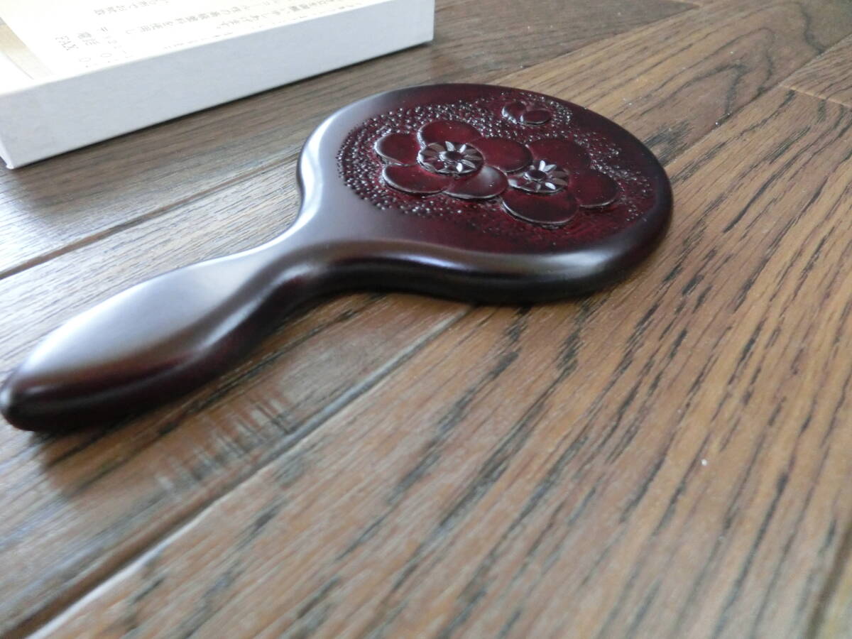 ♪♪【6I2⑧f】日光彫 手鏡 創作工芸 木製趣味の器 梅彫 姫鏡