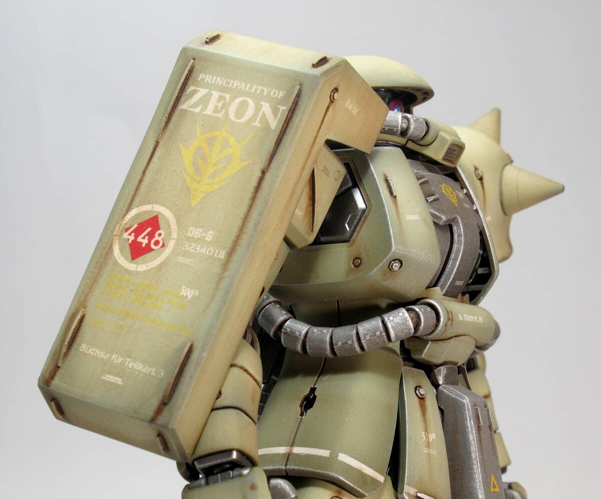 MG 1/100 MS-06R-1A 高機動型ザクⅡ 戦場風 改修塗装完成品 MG 1/100 MS-06R-1A 高機動型ザクⅡ 戦場風 改修塗装完成品