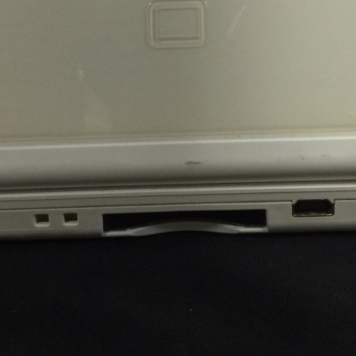 任天堂 ニンテンドーDS Lite USG-001 ホワイト 2点 セット 通電 任天堂 ニンテンドーDS Lite USG-001 ホワイト 2点 セット 通電