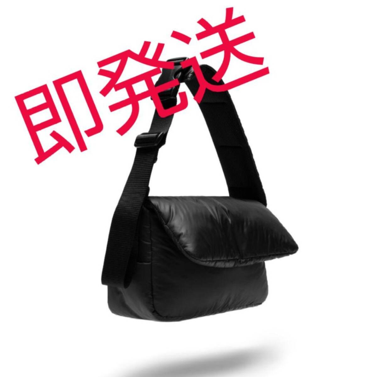 即発送 入手困難 正規 CLESSTE PADDED FLAP HOLIDAY BAG 即発送 入手困難 正規 CLESSTE PADDED FLAP HOLIDAY BAG