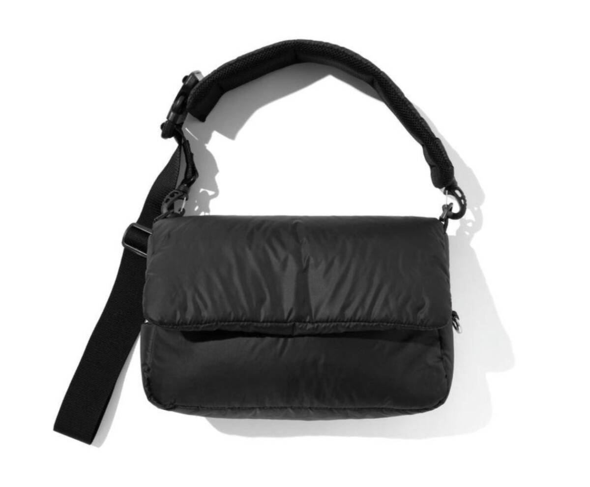 即発送 入手困難 正規 CLESSTE PADDED FLAP HOLIDAY BAG 即発送 入手困難 正規 CLESSTE PADDED FLAP HOLIDAY BAG