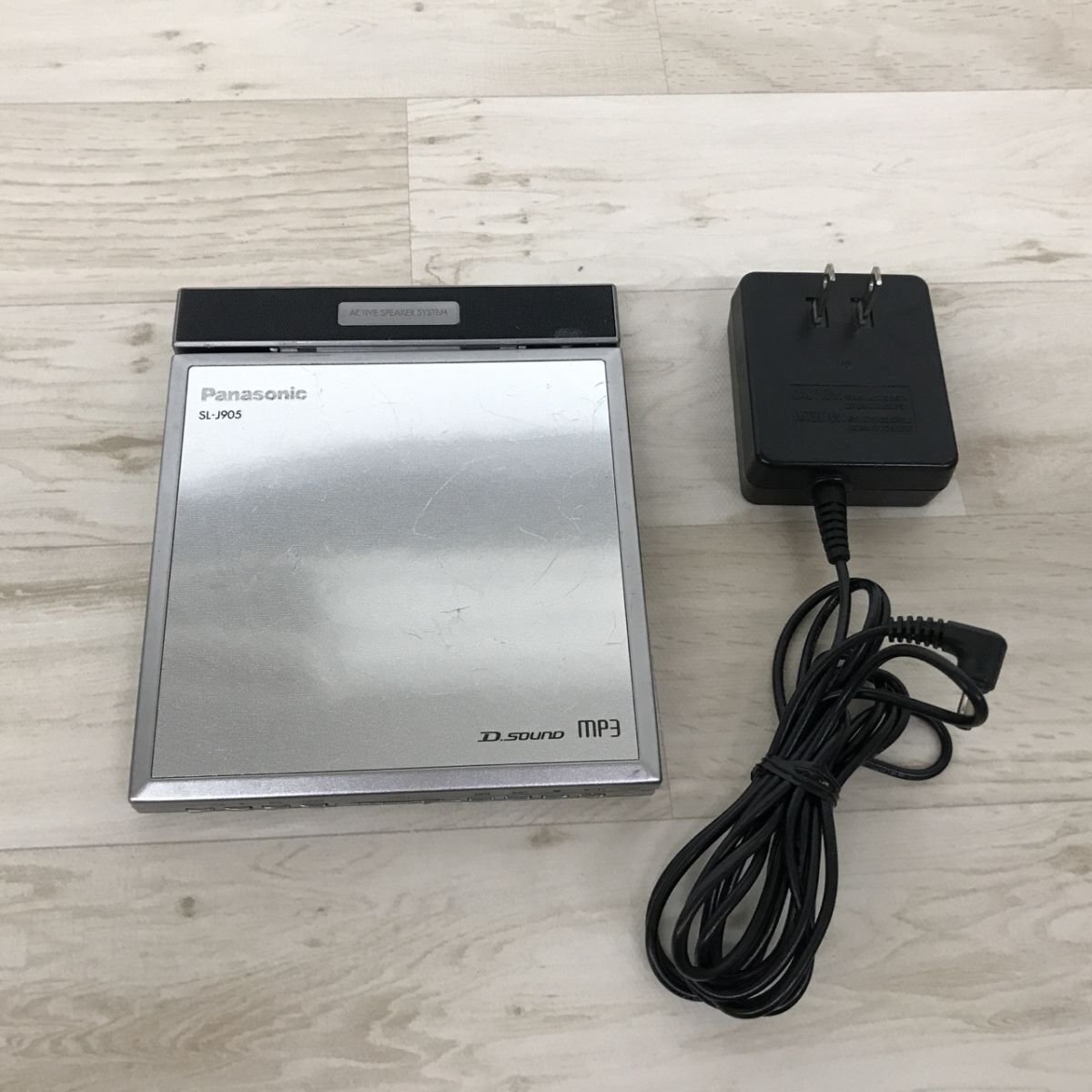 現状品 Panasonic SL-J905 ポータブルCDプレーヤー[C7595]