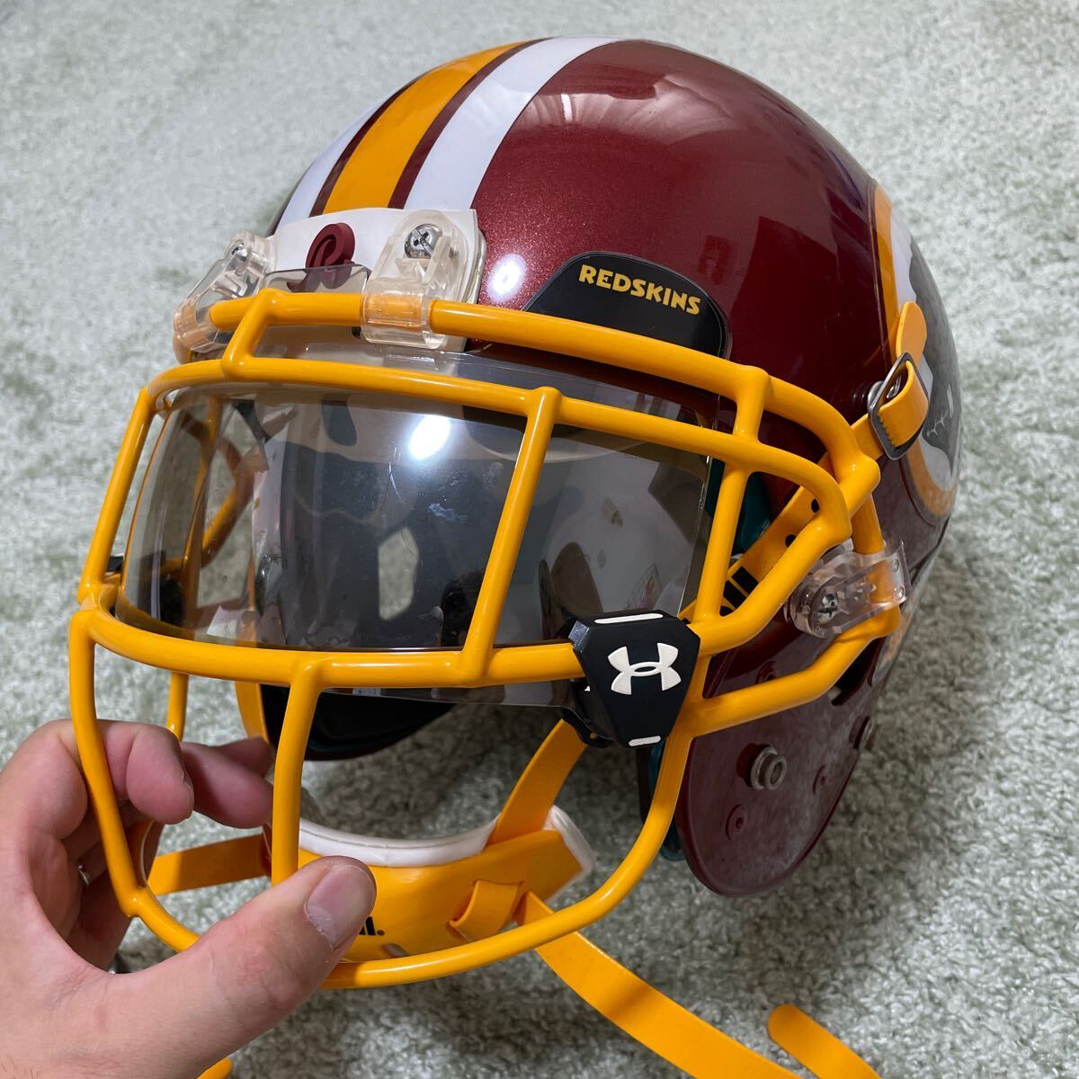 希少品】Schutt Air XP 実使用ヘルメット Lサイズ NFL 希少品】Schutt Air XP 実使用ヘルメット Lサイズ NFL