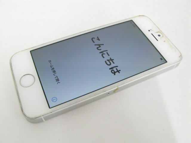 au iPhoneSE 32GB シルバー 【M5208】