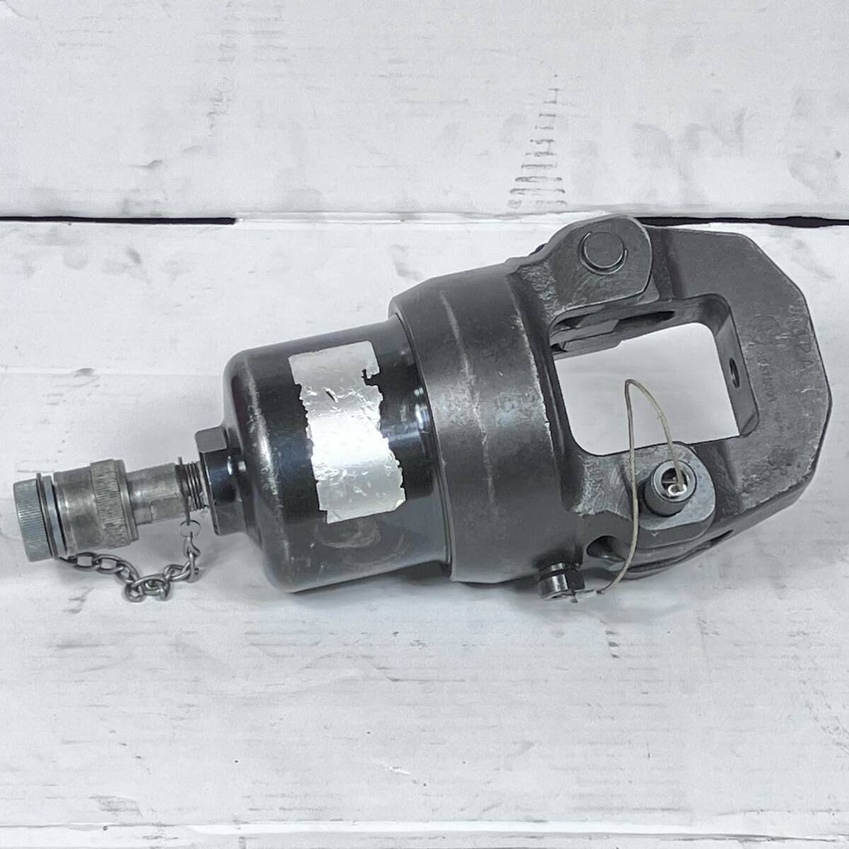 送料無料 中古品 泉精器 IZUMI 油圧ヘッド分離式 圧着工具 裸 送料無料 中古品 泉精器 IZUMI 油圧ヘッド分離式 圧着工具 裸