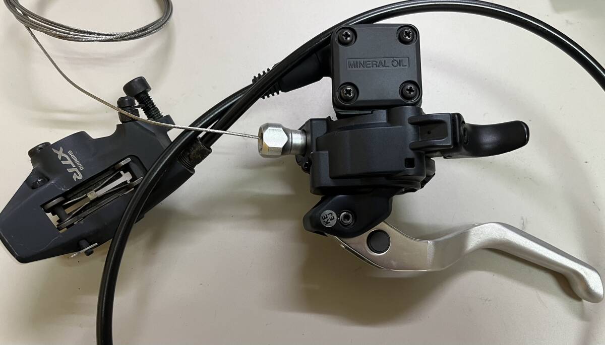 SHIMANO シマノ ST-M975 BR-M975 マウンテンバイク用デュアル SHIMANO シマノ ST-M975 BR-M975 マウンテンバイク用デュアル