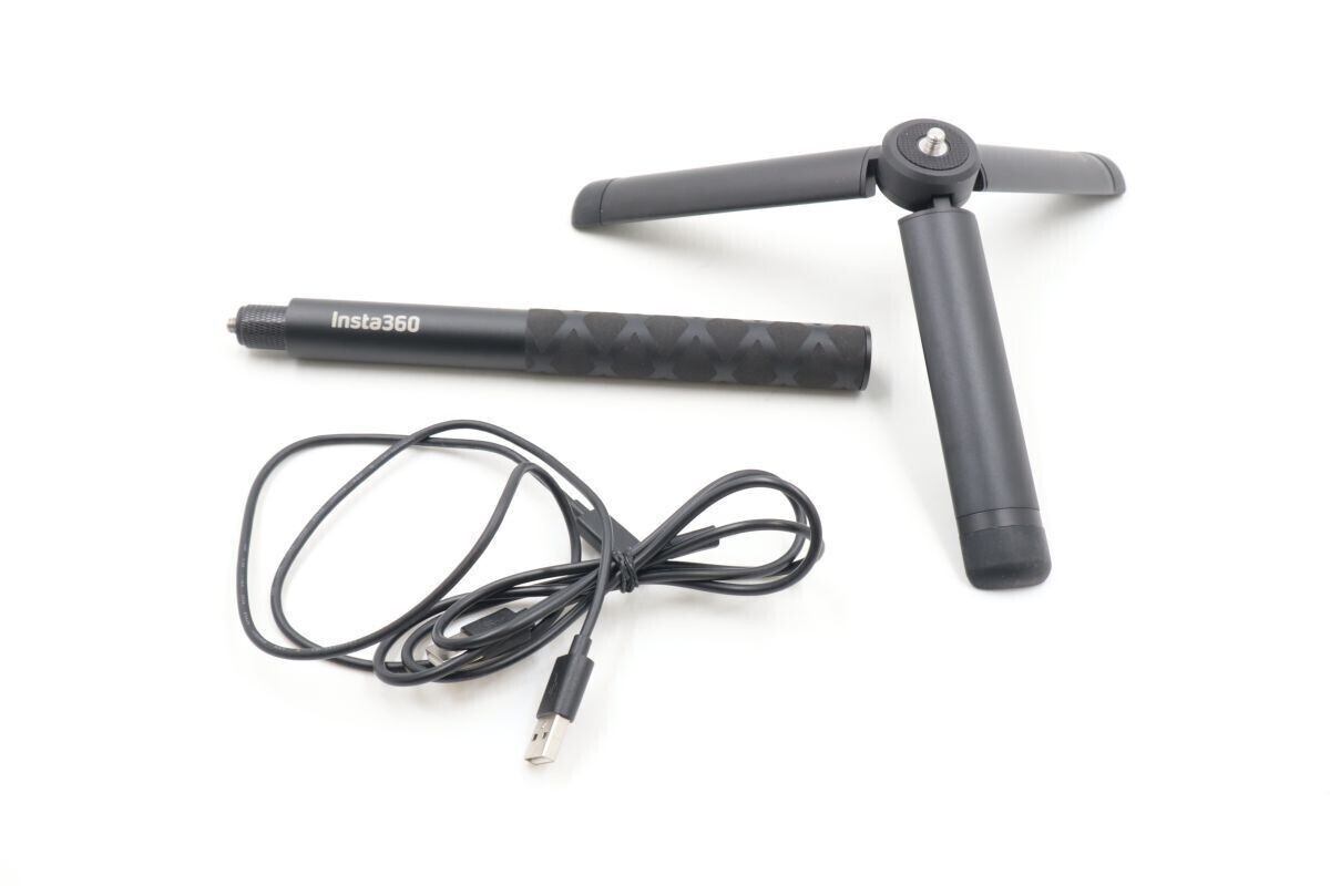 D6030*55 美品 通電OK GoPro ゴープロ 11Black アクションカメラ D6030*55 美品 通電OK GoPro ゴープロ 11Black アクションカメラ