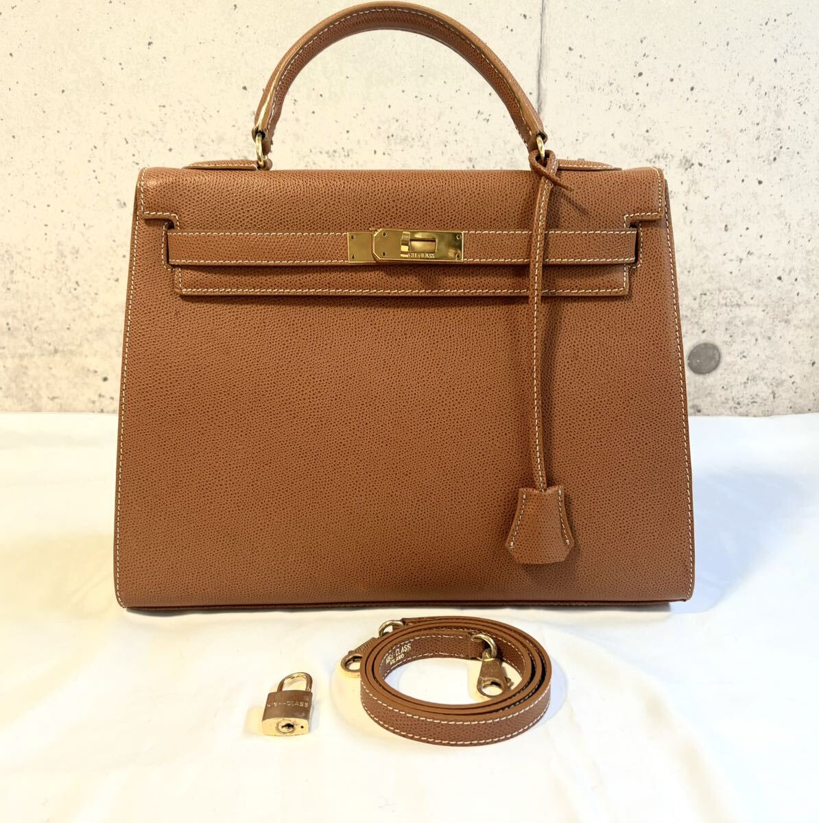 rrkk3383 美品 High Classヘンリーハイクラス 2way ハンドバッグ レザー ゴールドカラー金具ブラウン系 ショルダーベルト カデナ 付き