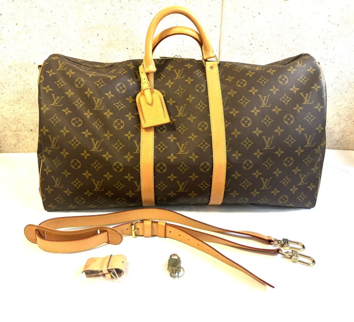 rrkk3382 美品 ルイヴィトン LOUIS VUITTON キーポル 55 TH0946 ボストンバッグ モノグラム 2wayショルダーベルト カデナネームタグ付き
