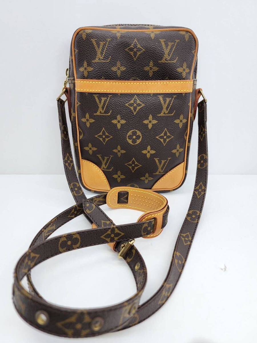 LOUIS VUITTON ルイヴィトン ダヌーブ ショルダーバッグ モノグラム LOUIS VUITTON ルイヴィトン ダヌーブ ショルダーバッグ モノグラム