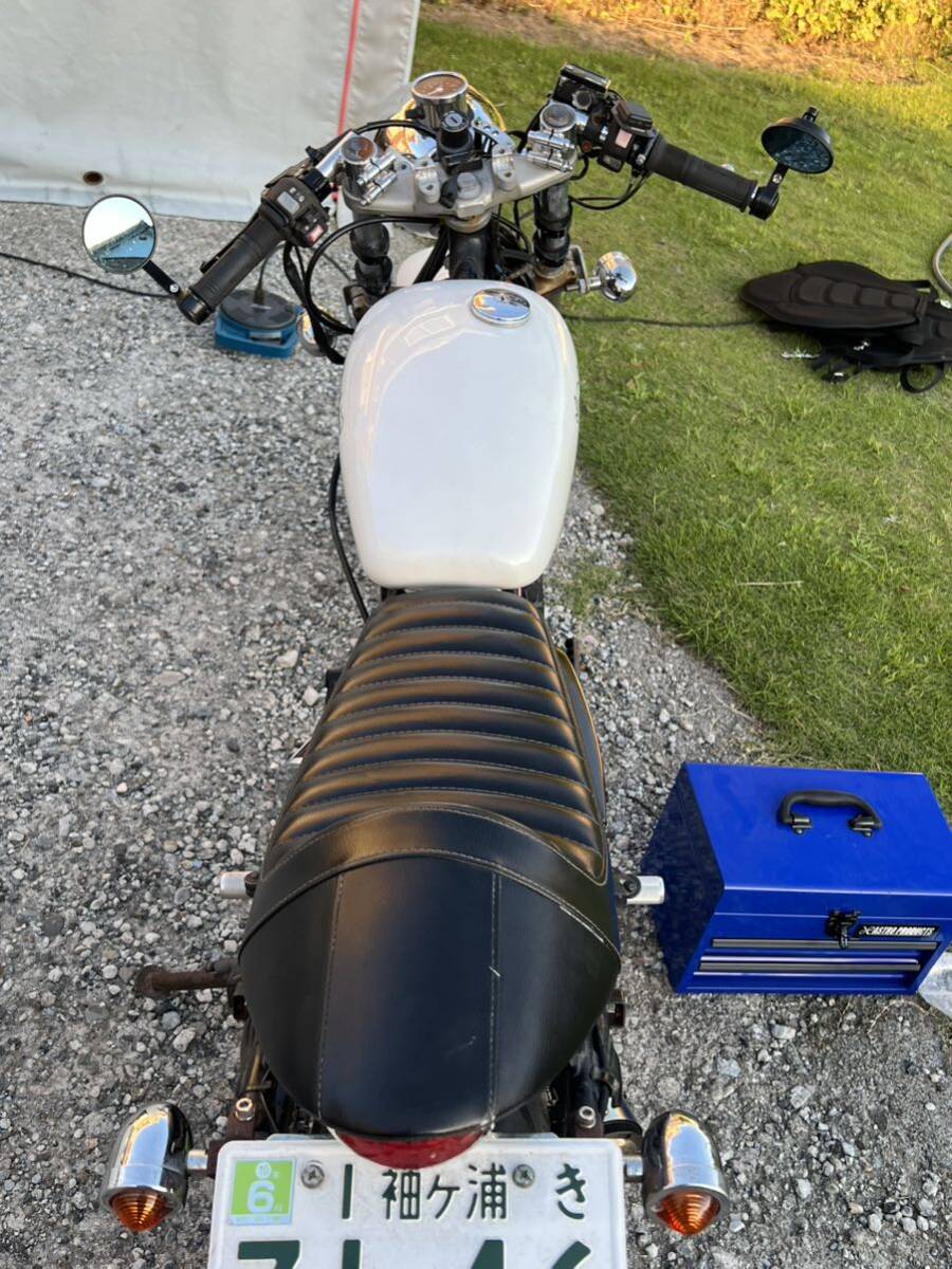 希少!送料無料!TW200 ナイトロヘッズシートSR400流用カフェ仕様に 希少!送料無料!TW200 ナイトロヘッズシートSR400流用カフェ仕様に