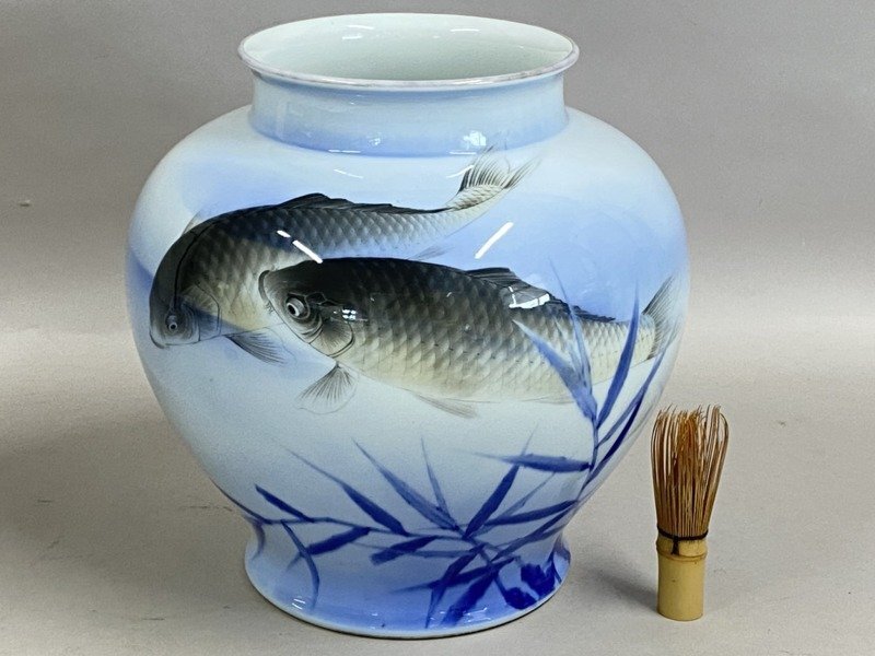 深川製磁/オールド深川/錦鯉絵/花瓶/1点 花生/壷 荒れ狂う 割烹 深川製磁/オールド深川/錦鯉絵/花瓶/1点 花生/壷 荒れ狂う 割烹