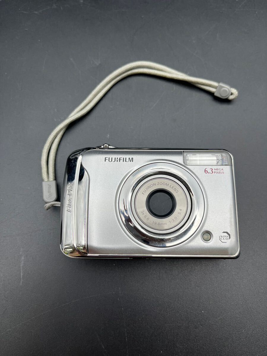 杉本　9月　No.101 富士フィルム　Fujifilm デジタルカメラ Fine pix A610 通電確認済み　動作確認済み