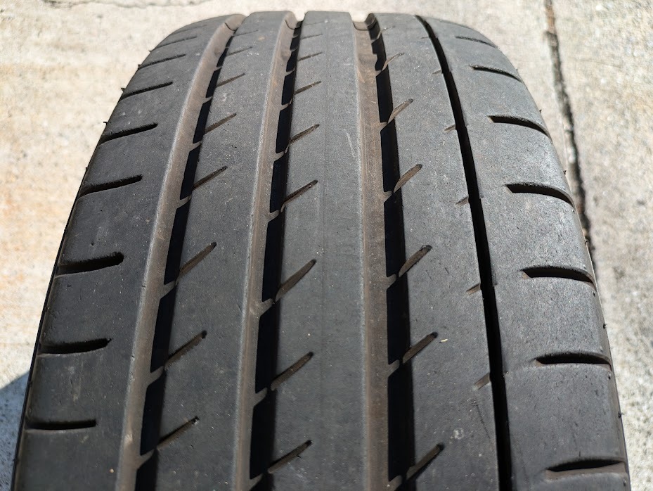 225/45ZR18 95Y XL YOKOHAMA アドバンスポーツ V105 中古品2本セット(F)