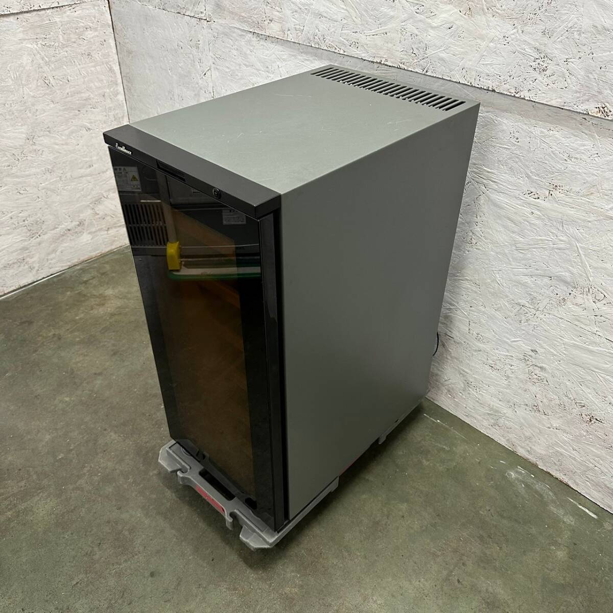 エクセレンス 電気冷蔵庫 MW-70CE ワインセラー 2012年製 100V エクセレンス 電気冷蔵庫 MW-70CE ワインセラー 2012年製 100V
