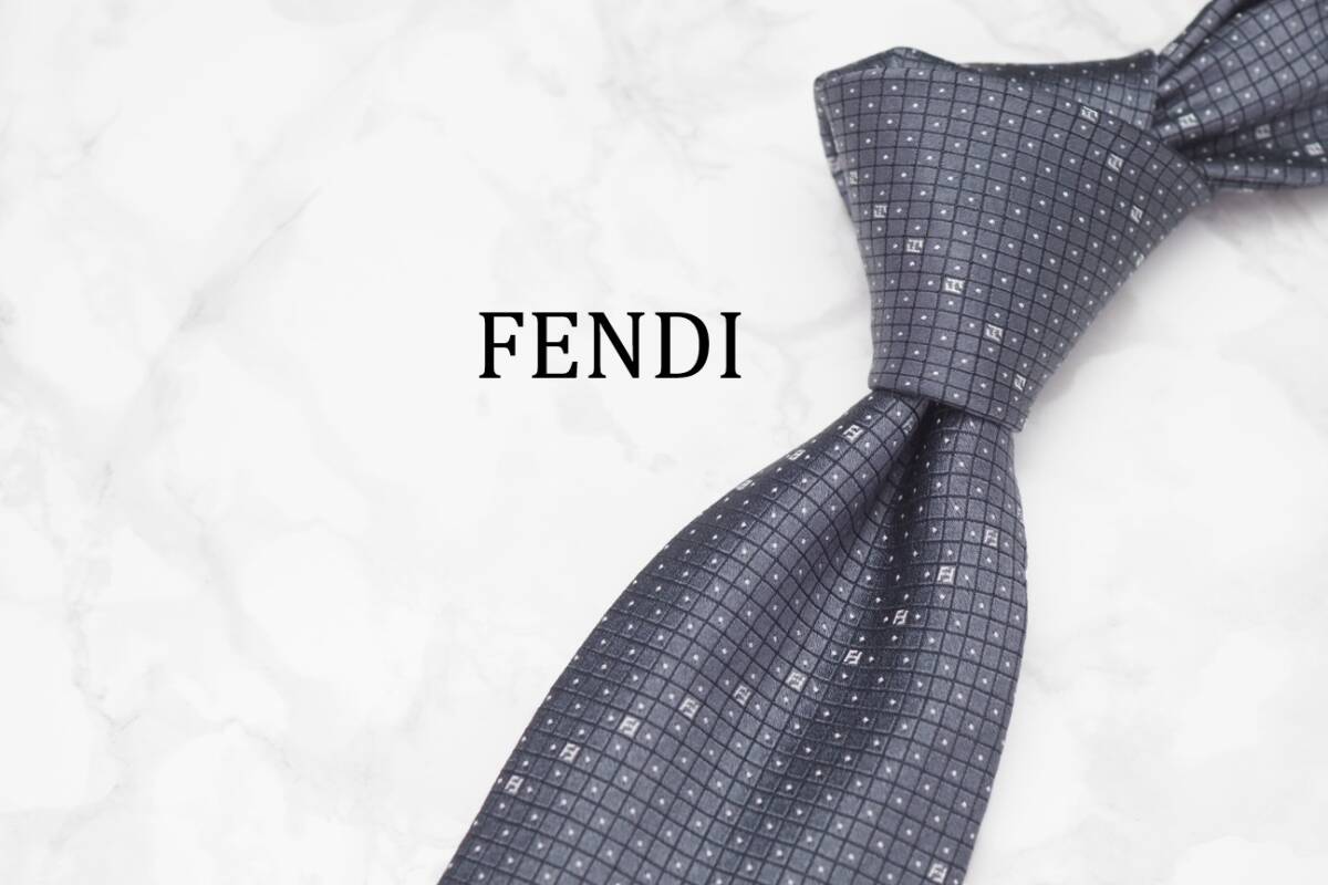 【美品】FENDI フェンディ A-728 グレー ロゴ ITALY イタリア製 ブランド ネクタイ 良品 古着 卸 USED オールド SILK