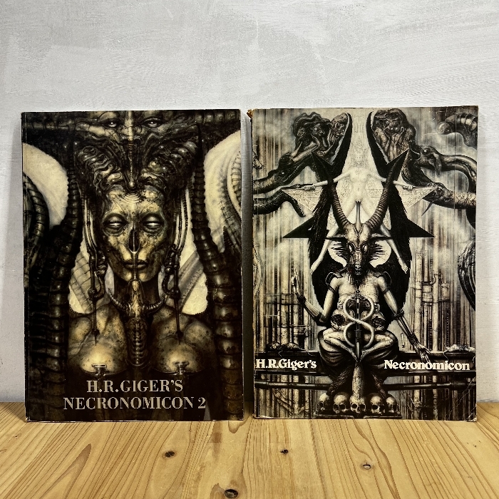 絶版 希少本 ネクロノミコン 2 / H. R. Giger / H.R. ギーガー 絶版 希少本 ネクロノミコン 2 / H. R. Giger / H.R. ギーガー