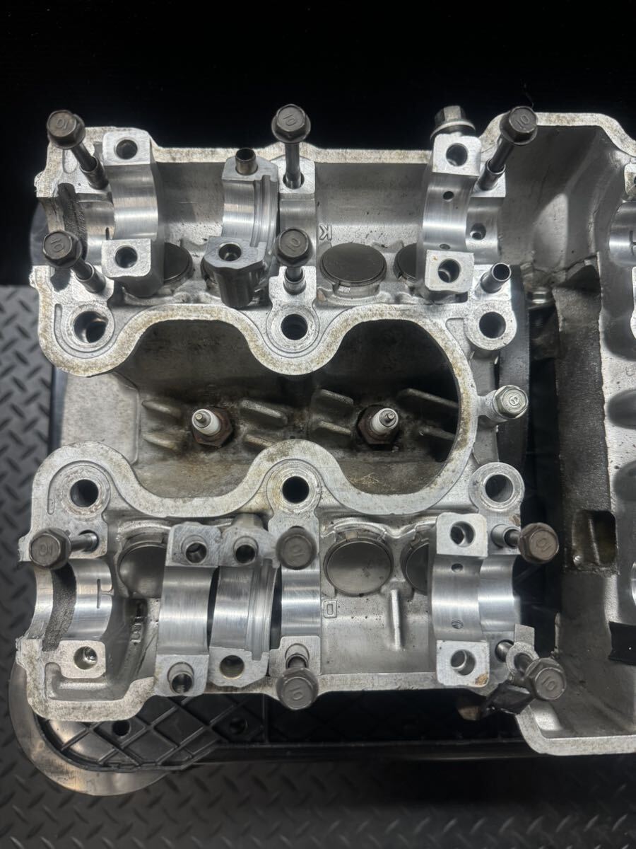 CB750F головка блока цилиндров (124)