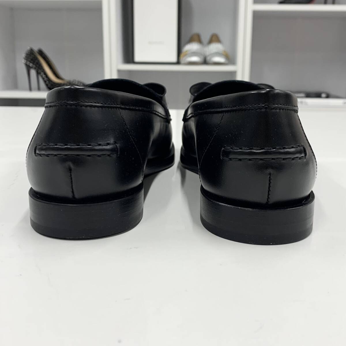 9863 未使用 フェラガモ レザー リボン ローファー ブラック 9863 未使用 フェラガモ レザー リボン ローファー ブラック
